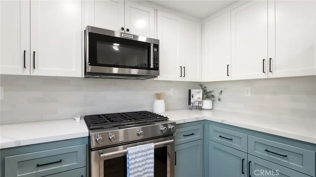 25768 Miguel Court, Valencia, CA 91355
