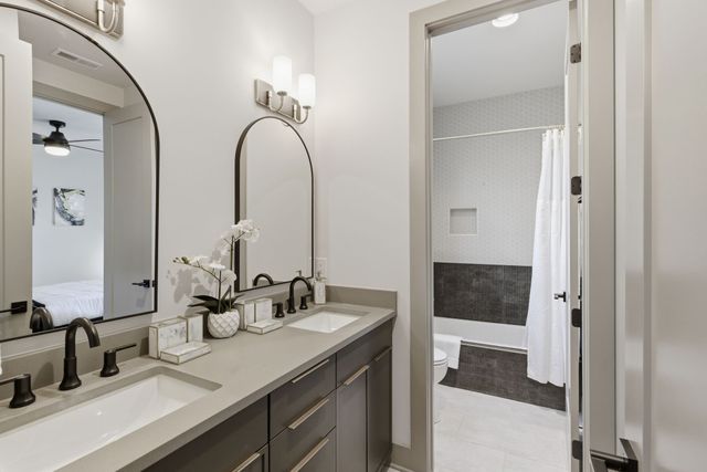 2014B 9th Ave, N, Nashville, TN 37208