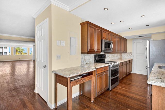 2000 S Ocean Boulevard 403, Delray Beach, FL 33483