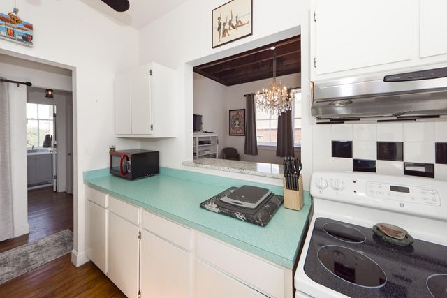 350 King Street 307, Charleston, SC 29401