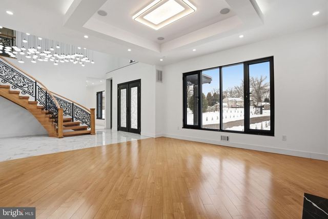 1047 WELSH RD, Huntingdon Valley, PA 19006