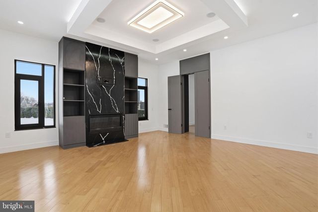 1047 WELSH RD, Huntingdon Valley, PA 19006