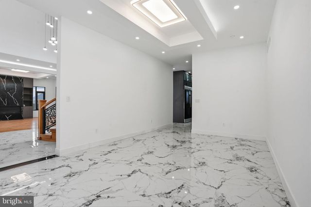 1047 WELSH RD, Huntingdon Valley, PA 19006