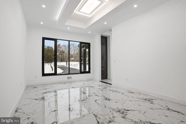 1047 WELSH RD, Huntingdon Valley, PA 19006