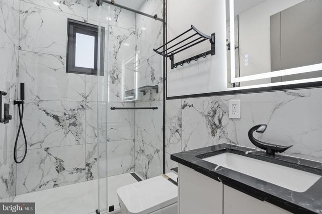 1047 WELSH RD, Huntingdon Valley, PA 19006