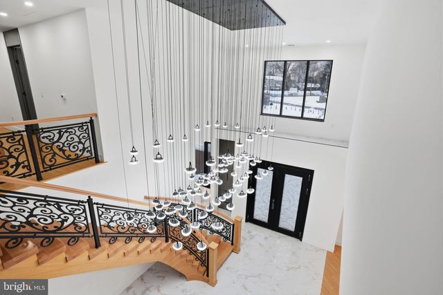 1047 WELSH RD, Huntingdon Valley, PA 19006