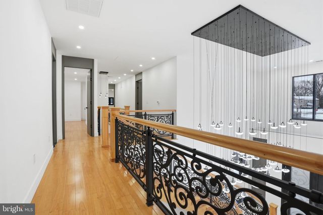 1047 WELSH RD, Huntingdon Valley, PA 19006