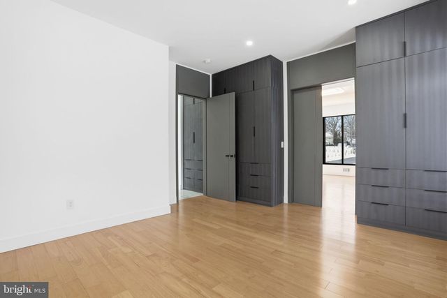 1047 WELSH RD, Huntingdon Valley, PA 19006