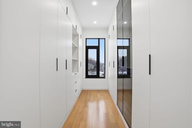 1047 WELSH RD, Huntingdon Valley, PA 19006