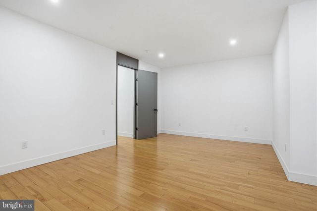 1047 WELSH RD, Huntingdon Valley, PA 19006