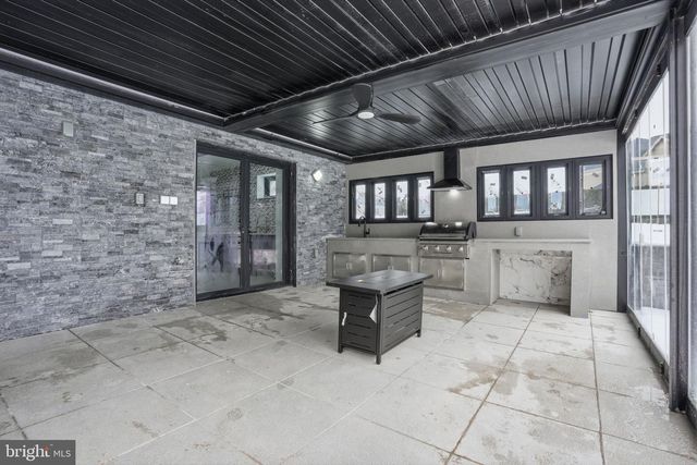 1047 WELSH RD, Huntingdon Valley, PA 19006