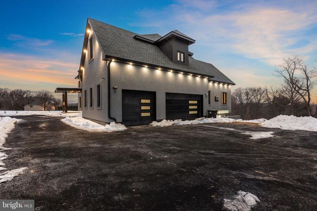 1047 WELSH RD, Huntingdon Valley, PA 19006