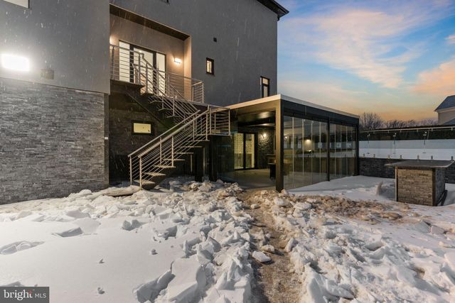 1047 WELSH RD, Huntingdon Valley, PA 19006