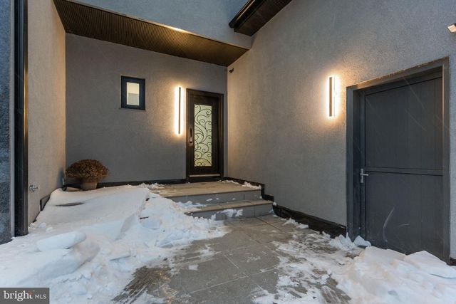 1047 WELSH RD, Huntingdon Valley, PA 19006