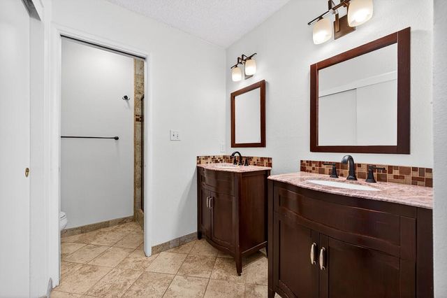 3275 Via Grande, Sacramento, CA 95825