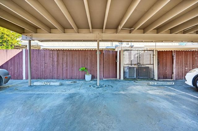 3275 Via Grande, Sacramento, CA 95825