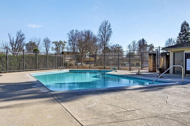 3275 Via Grande, Sacramento, CA 95825