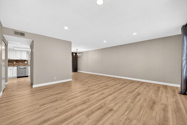 3275 Via Grande, Sacramento, CA 95825