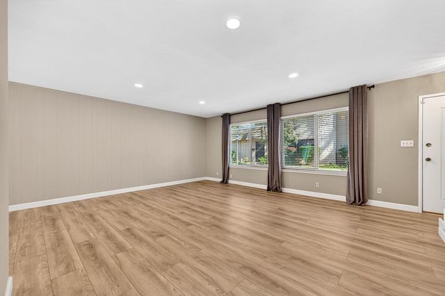 3275 Via Grande, Sacramento, CA 95825