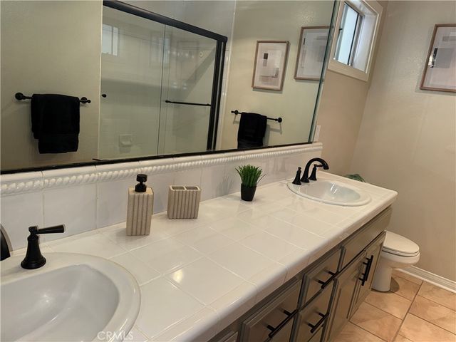 818 S Averill 2, San Pedro, CA 90732