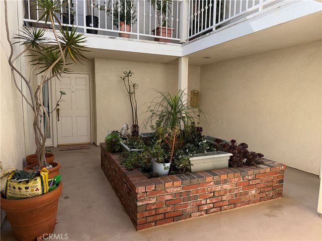 818 S Averill 2, San Pedro, CA 90732