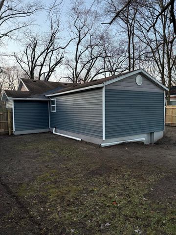 1379 Rose Avenue, Benton Harbor, MI 49022