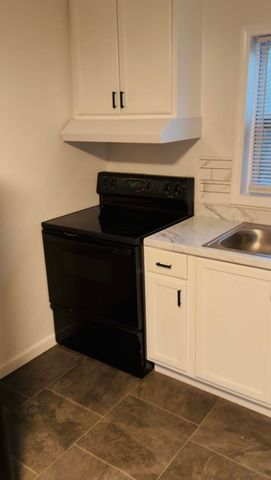 1379 Rose Avenue, Benton Harbor, MI 49022