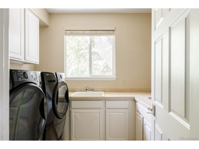 6718 Taft Ct, Arvada, CO 80004