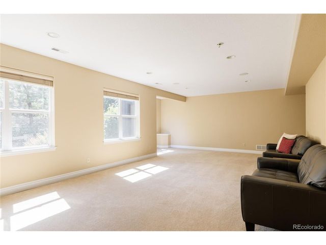 6718 Taft Ct, Arvada, CO 80004