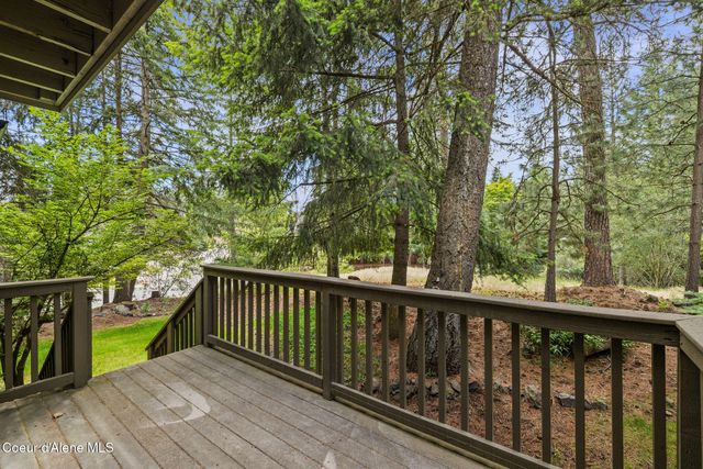 981 E Loch Lomond CT, Hayden, ID 83835
