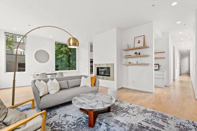 537 East 1st Street 6A, Boston, MA 02127