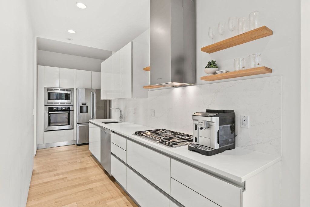 537 East 1st Street 6A, Boston, MA 02127