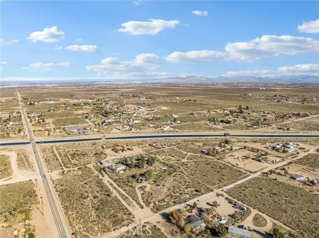 9770 2nd, Phelan, CA 92371