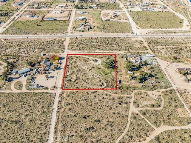 9770 2nd, Phelan, CA 92371