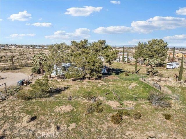 9770 2nd, Phelan, CA 92371