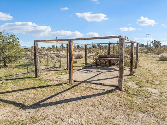 9770 2nd, Phelan, CA 92371