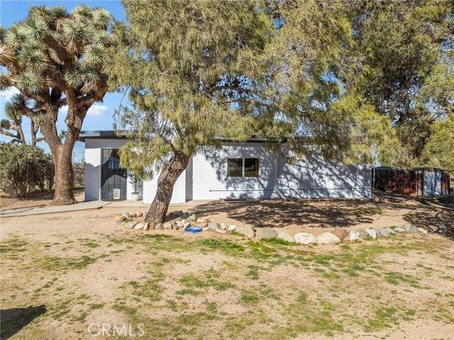 9770 2nd, Phelan, CA 92371