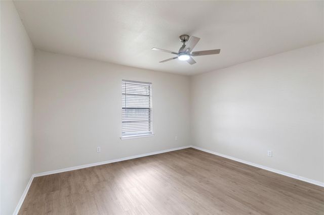 1610 Brown Trail, Hurst, TX 76054