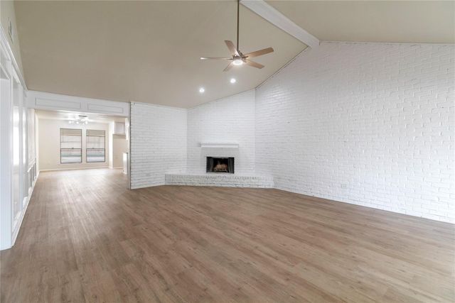1610 Brown Trail, Hurst, TX 76054