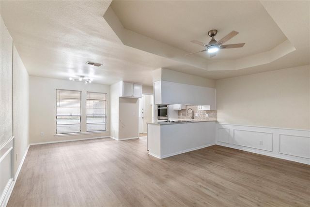 1610 Brown Trail, Hurst, TX 76054