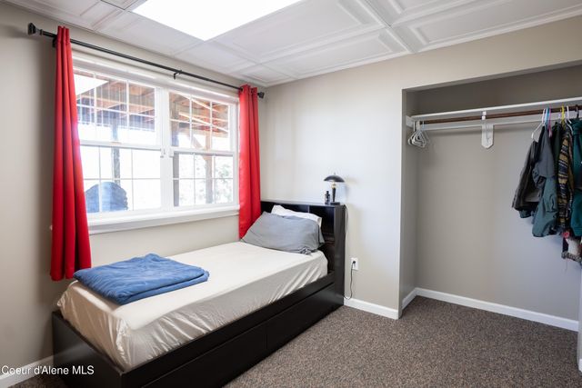 222 Nighthawk Rd, Bonners Ferry, ID 83805