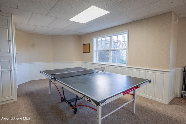 222 Nighthawk Rd, Bonners Ferry, ID 83805