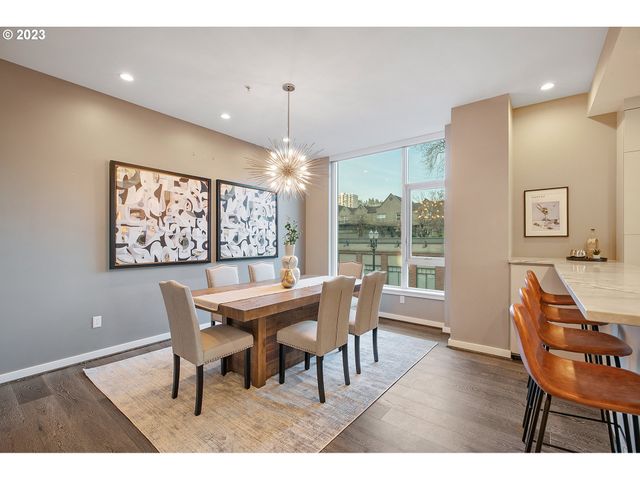 1900 S RIVER Dr N101, Portland, OR 97201