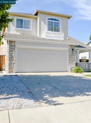2090 Heartland Cir, Brentwood, CA 94513