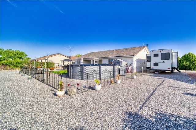 681 Indian Wells Court, Pahrump, NV 89060