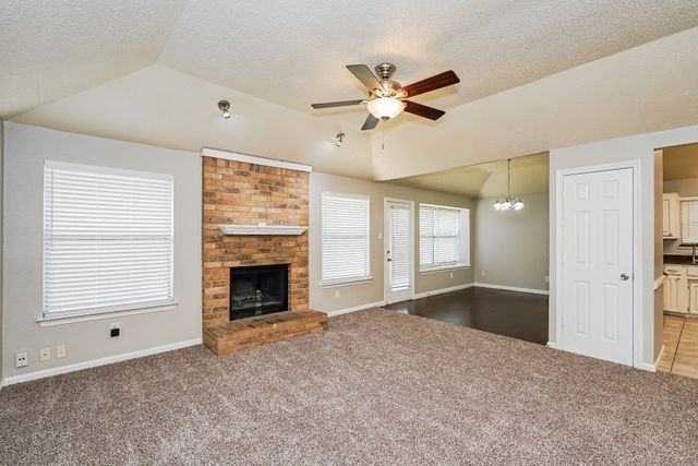 6476 Sudbury Way, North Richland Hills, TX 76182
