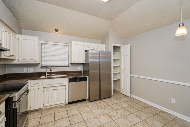 6476 Sudbury Way, North Richland Hills, TX 76182