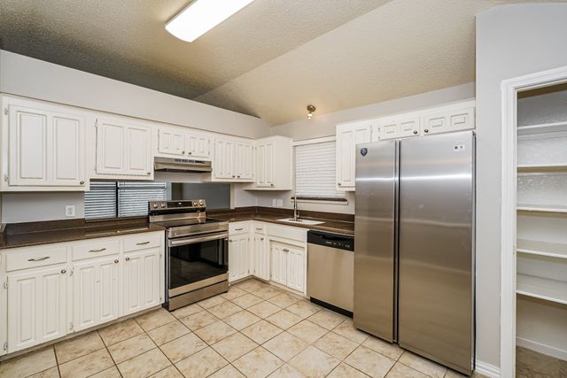 6476 Sudbury Way, North Richland Hills, TX 76182