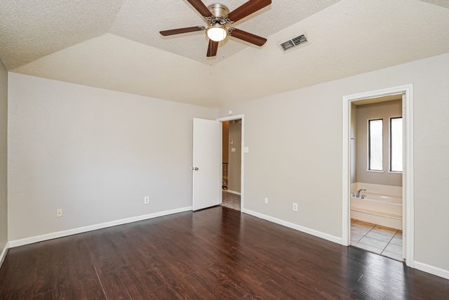 6476 Sudbury Way, North Richland Hills, TX 76182