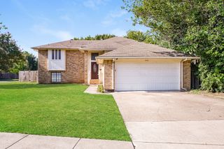 6476 Sudbury Way, North Richland Hills, TX 76182